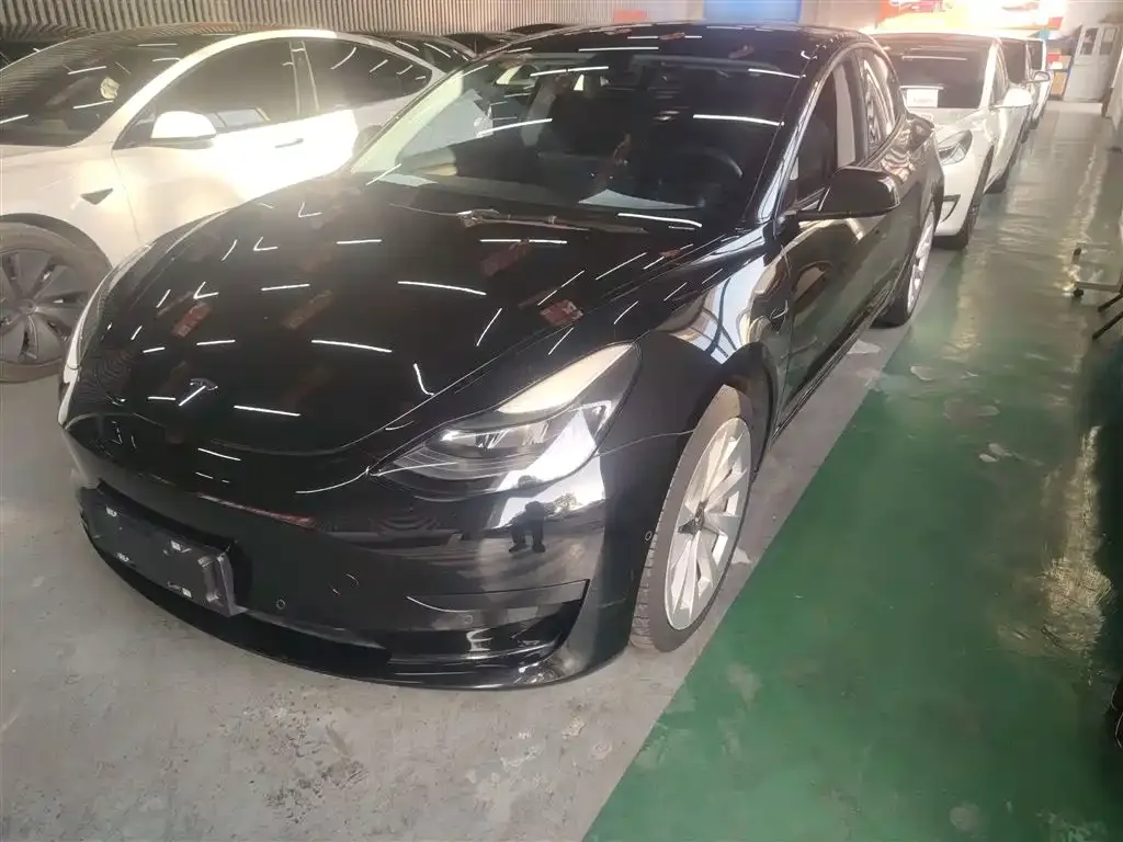Tesla Model 3 — фото 2