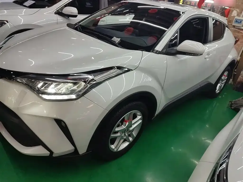 Toyota C-HR — фото 6