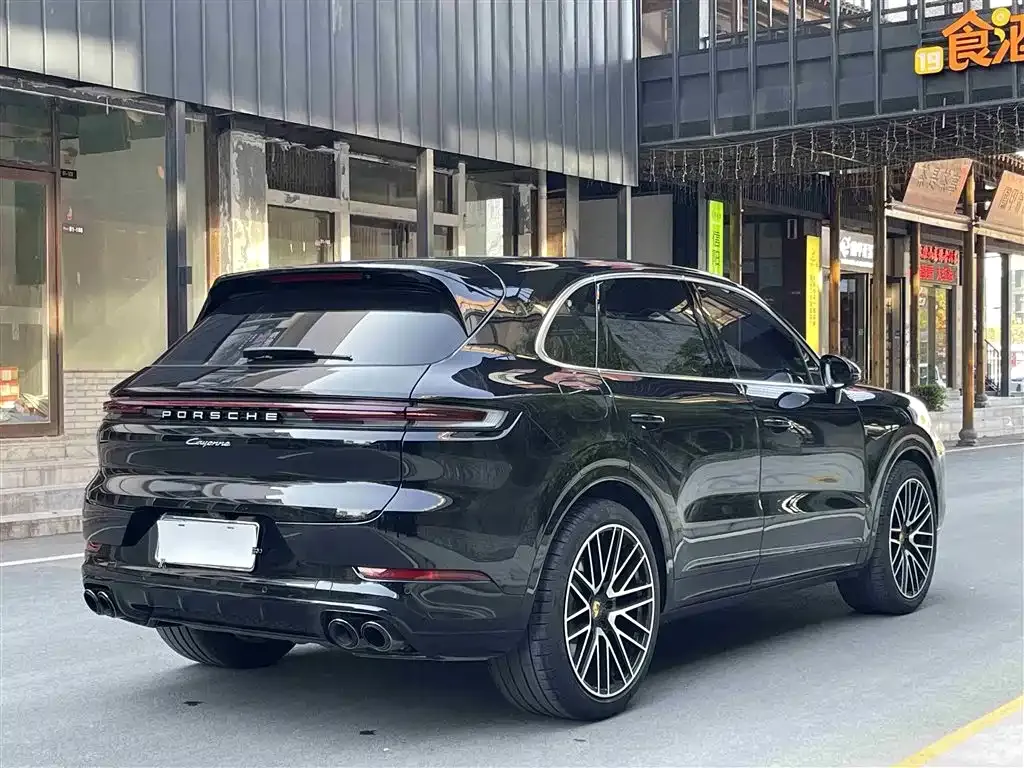 Porsche Cayenne — фото 3