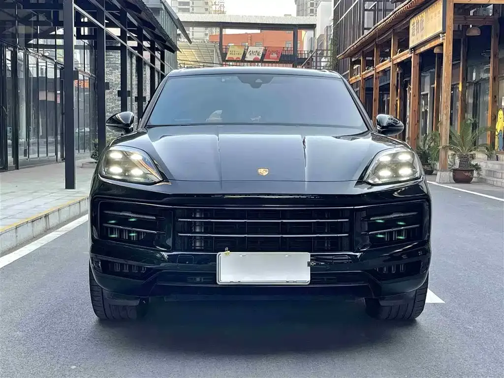 Porsche Cayenne — фото 2