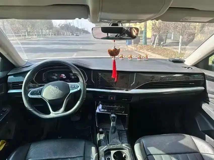 Volkswagen Passat — фото 4