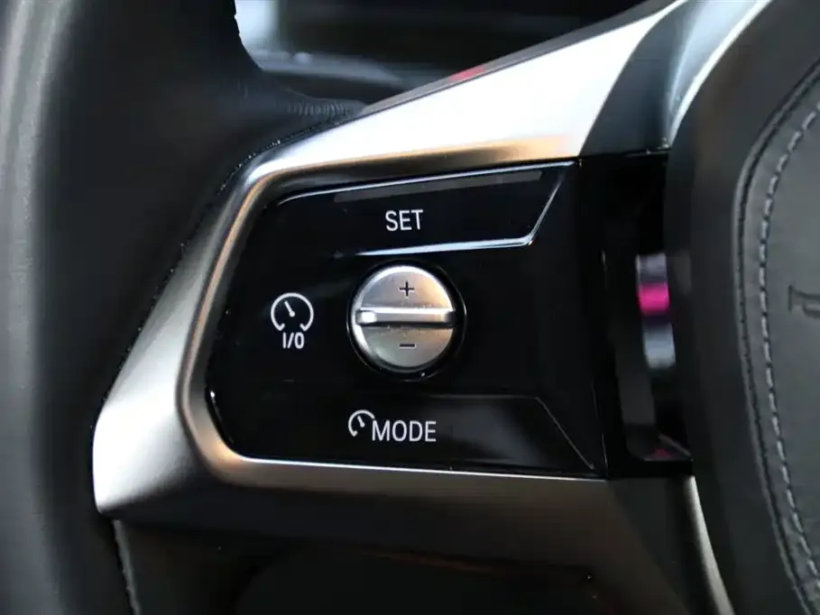 BMW i7 — фото 6