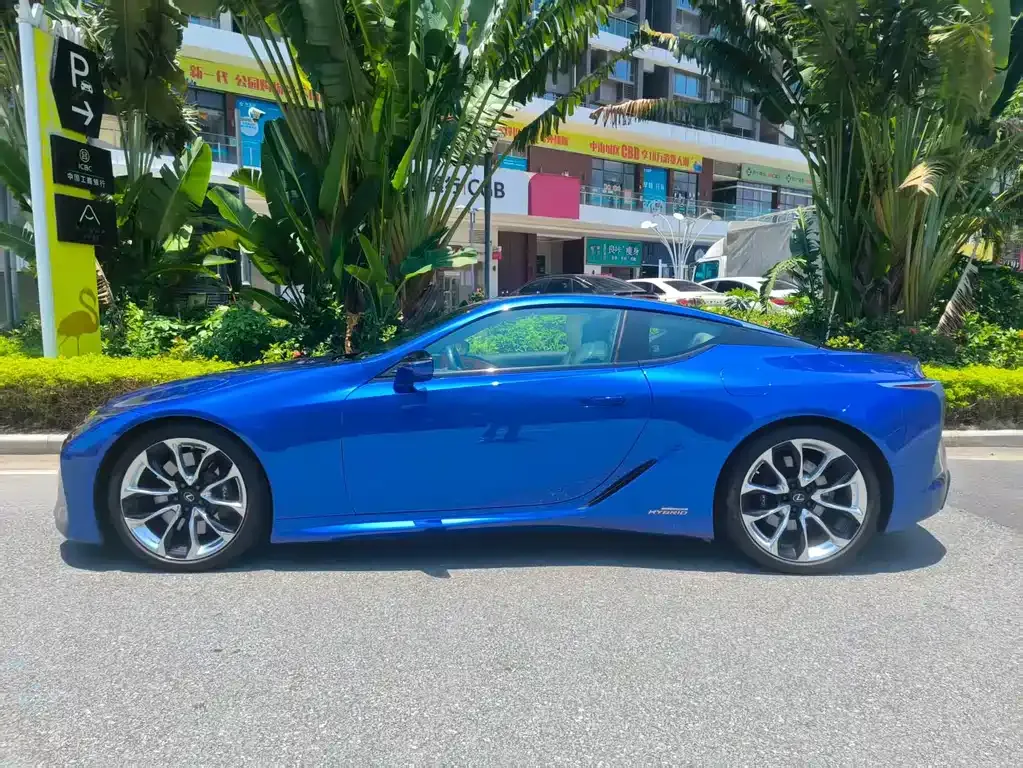 Lexus LC — фото 8