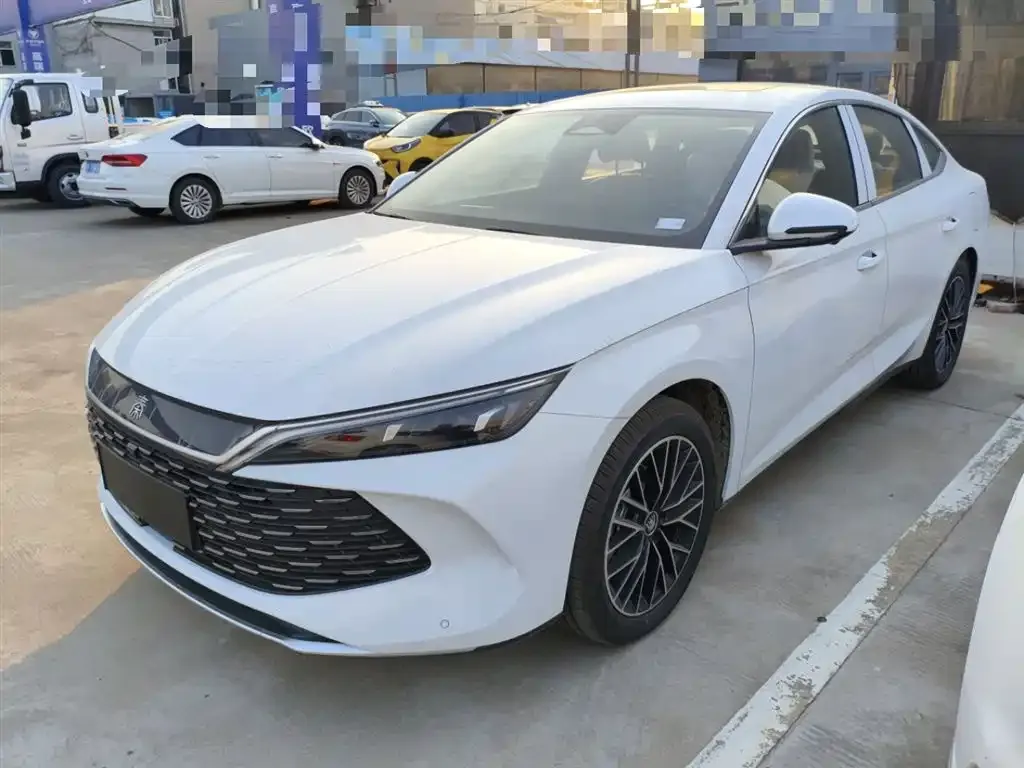 BYD Qin L — фото 1