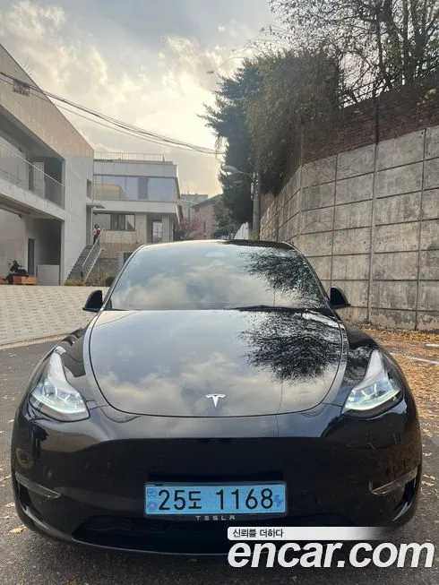 Tesla Model Y — фото 3