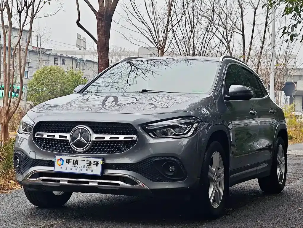 Mercedes-Benz GLA — фото 1