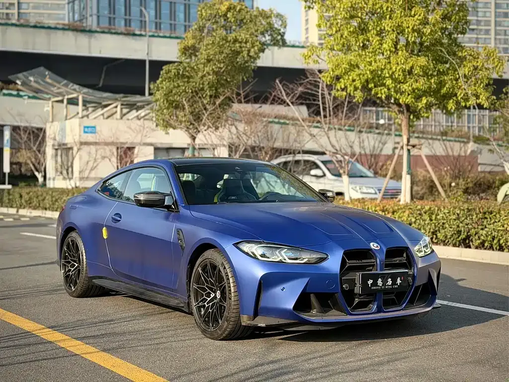 BMW M4 — фото 10