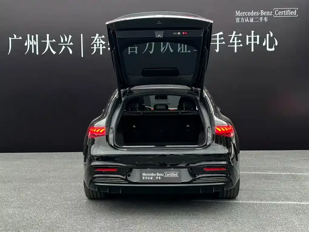 Mercedes-Benz EQS AMG — фото 5