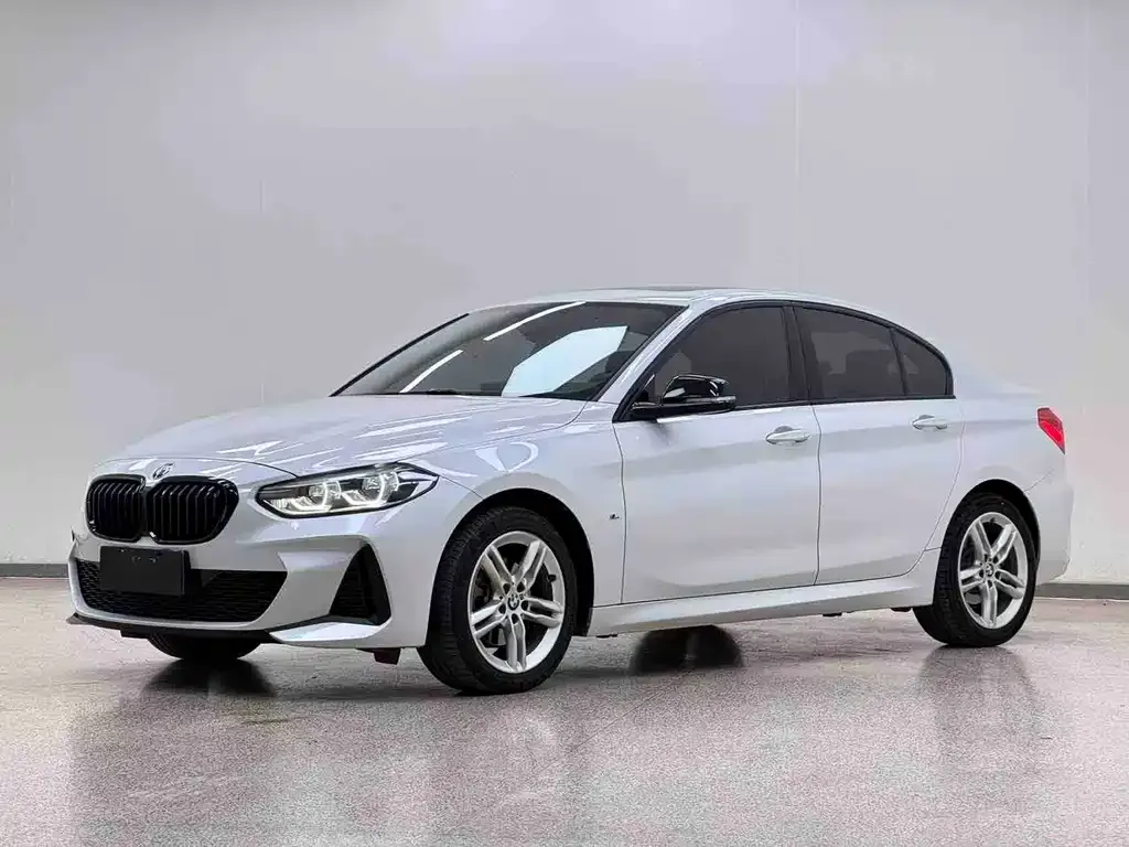 BMW 1 Series — фото 1