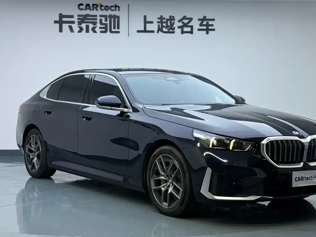 BMW i5 — фото 2