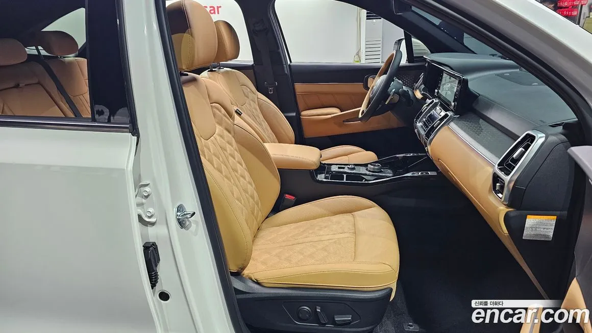 Kia Sorento — фото 7