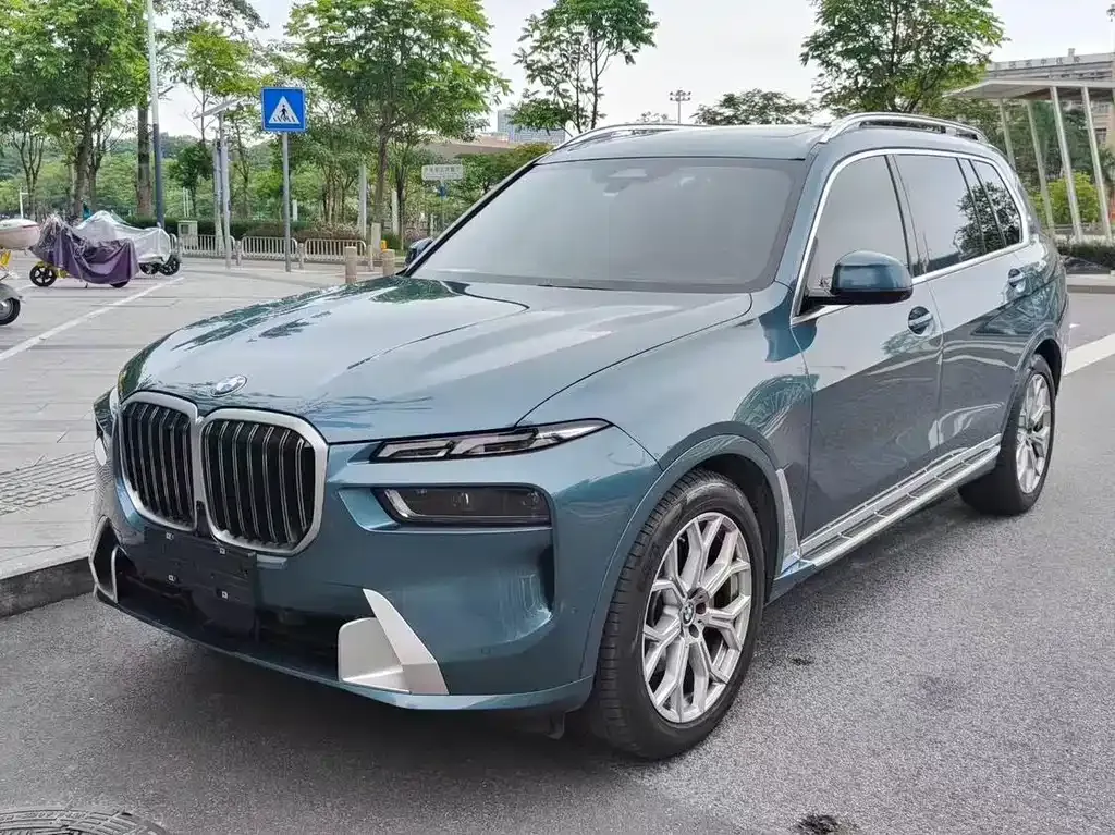 BMW X7 — фото 1