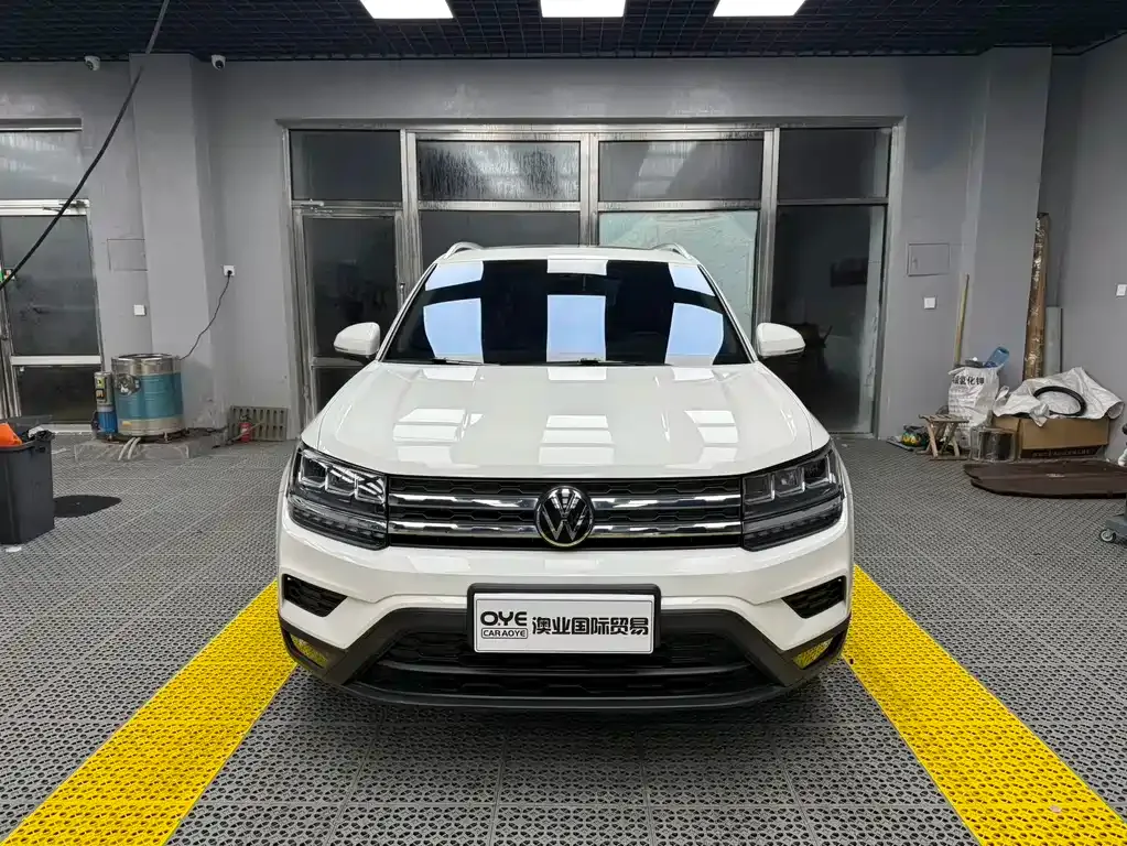 Volkswagen Tharu — фото 3