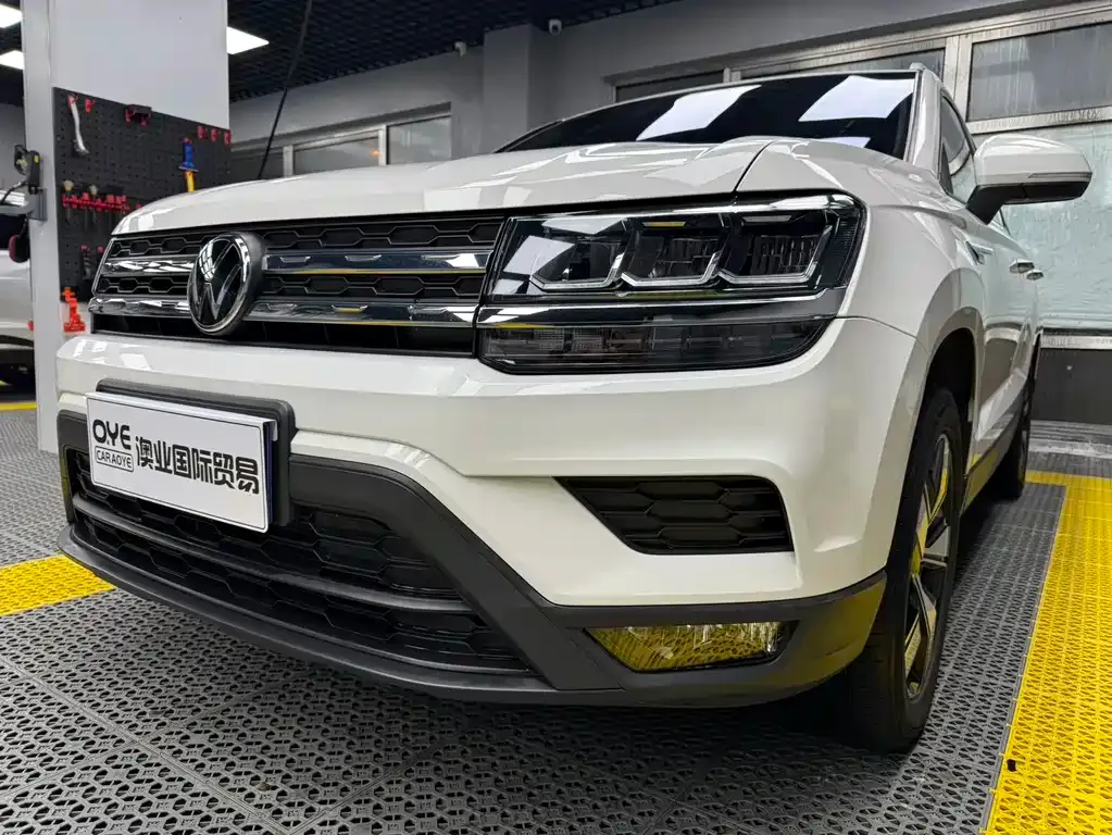 Volkswagen Tharu — фото 8
