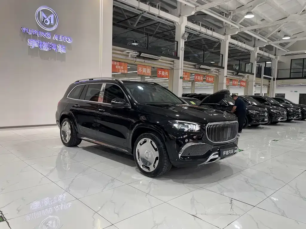 Mercedes-Benz GLS — фото 7