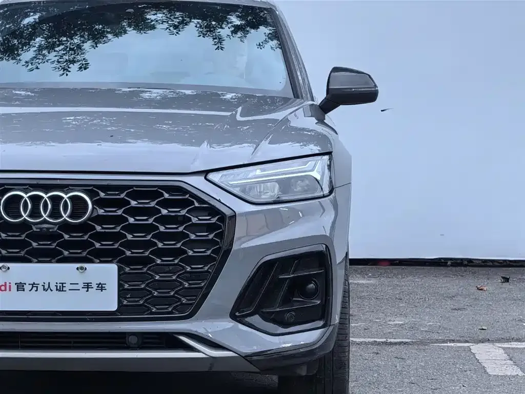 Audi Q5L Sportback — фото 5