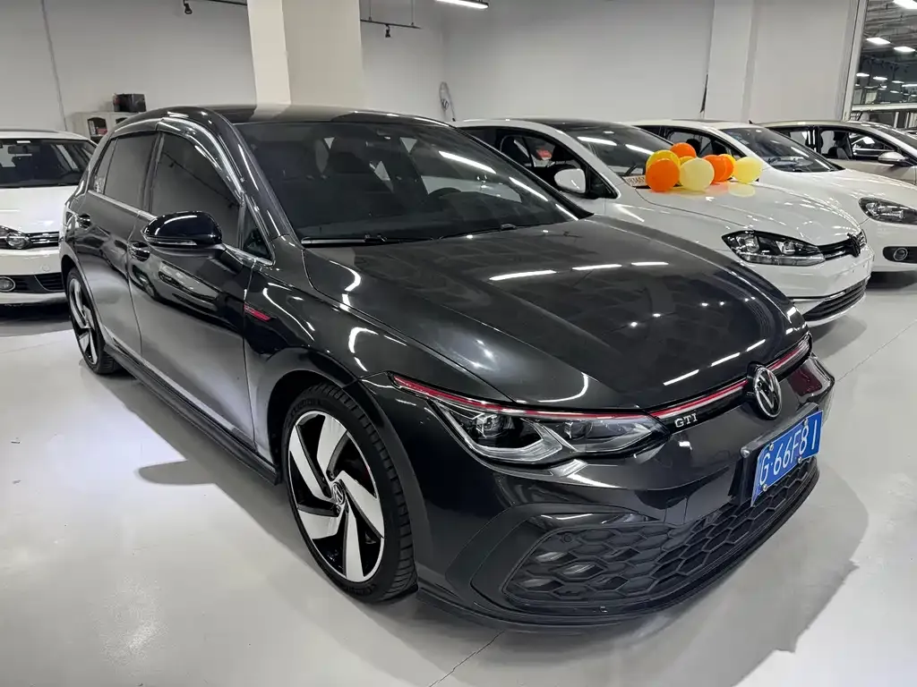 Volkswagen Golf GTI — фото 2