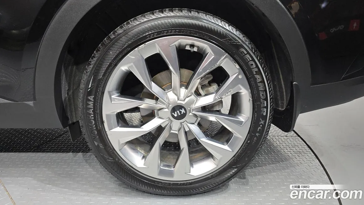 Kia Sorento — фото 6