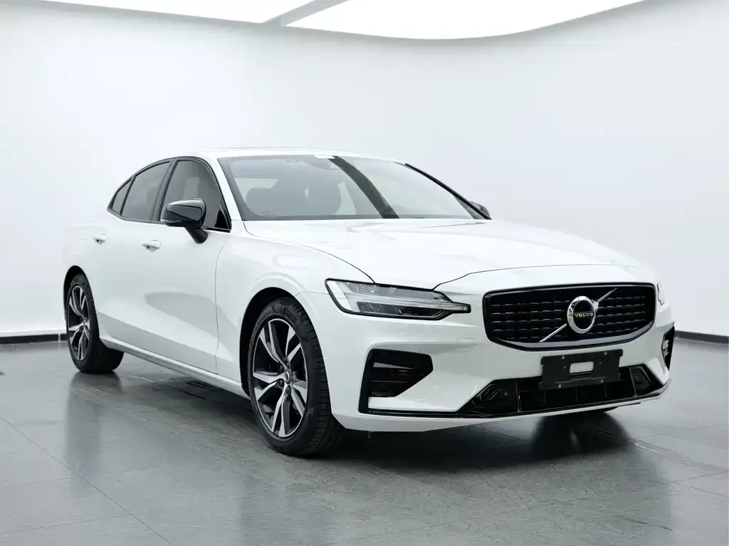 Volvo S60 — фото 3