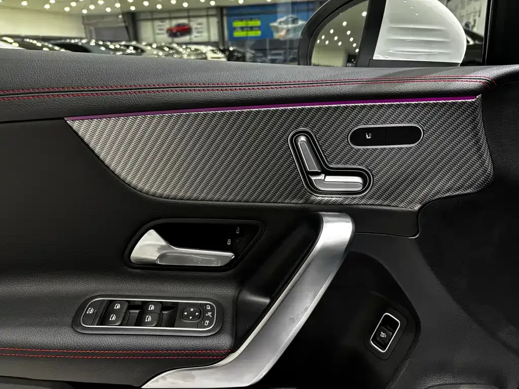 Mercedes-Benz A-Class — фото 10