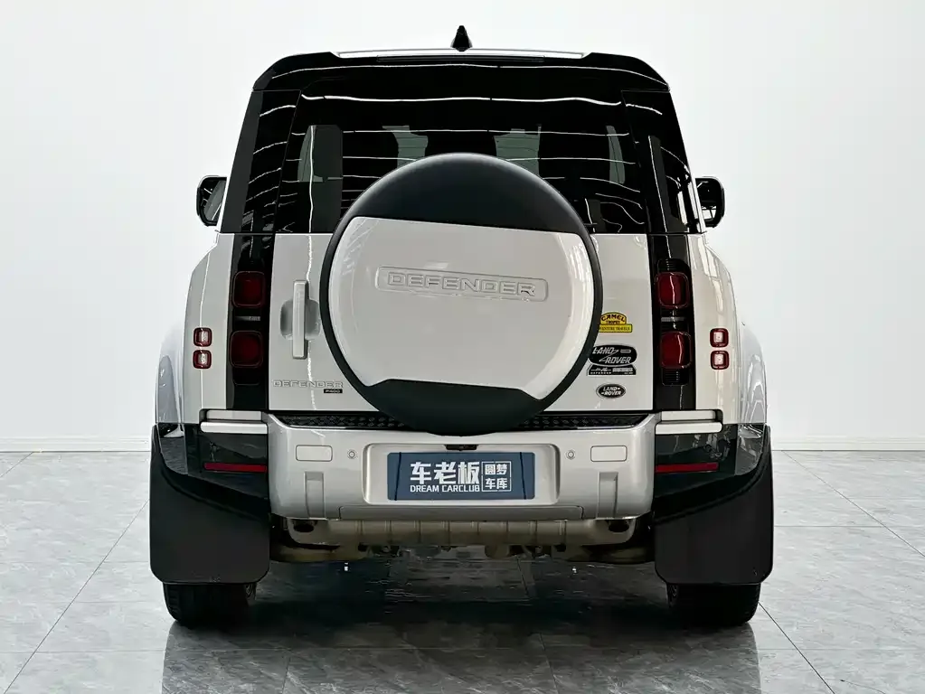 Land Rover Defender — фото 6