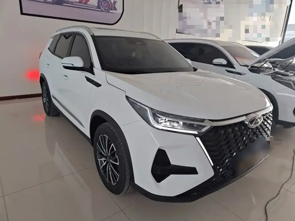 Chery Tiggo 8 PRO — фото 4