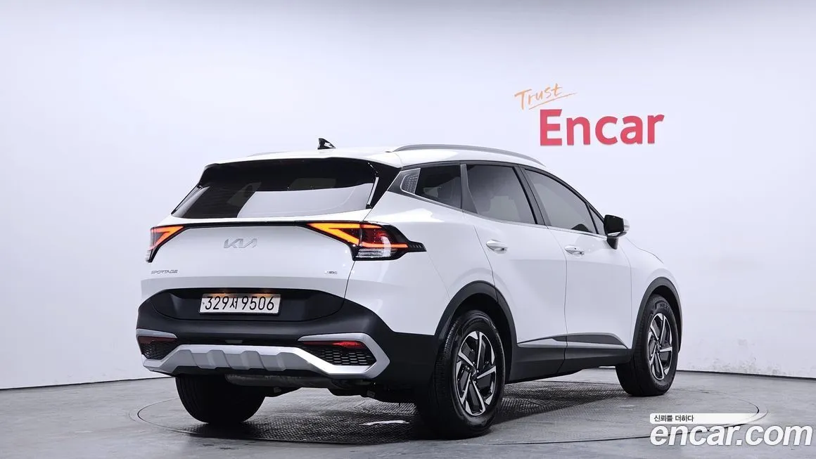 Kia Sportage — фото 4