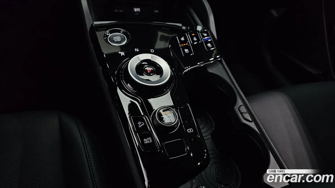 Kia Sportage — фото 7