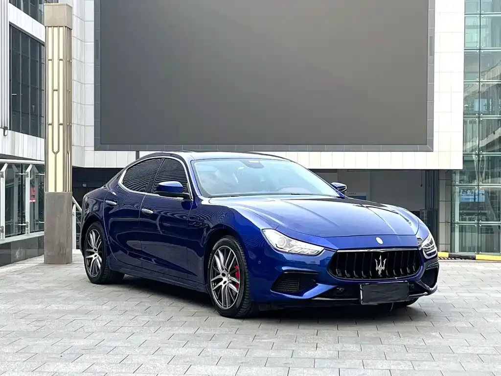 Maserati Ghibli — фото 8