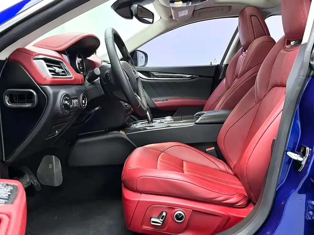 Maserati Ghibli — фото 10