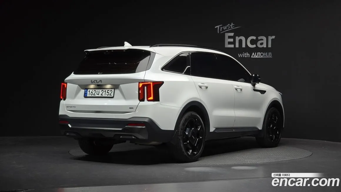 Kia Sorento — фото 8
