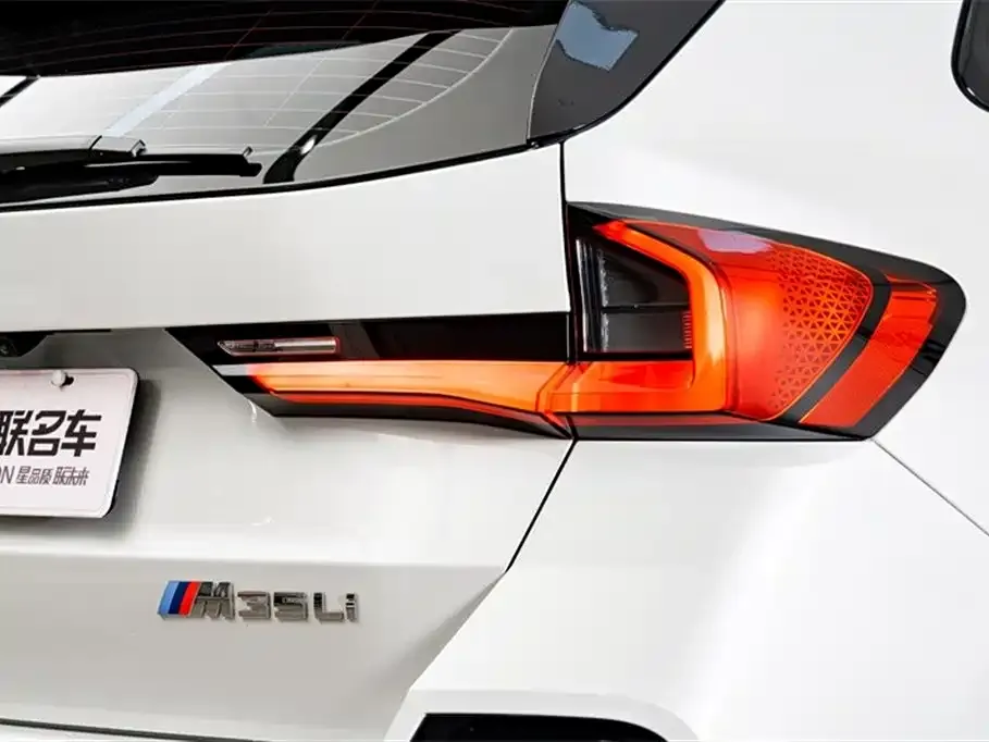BMW X1 M35Li — фото 4