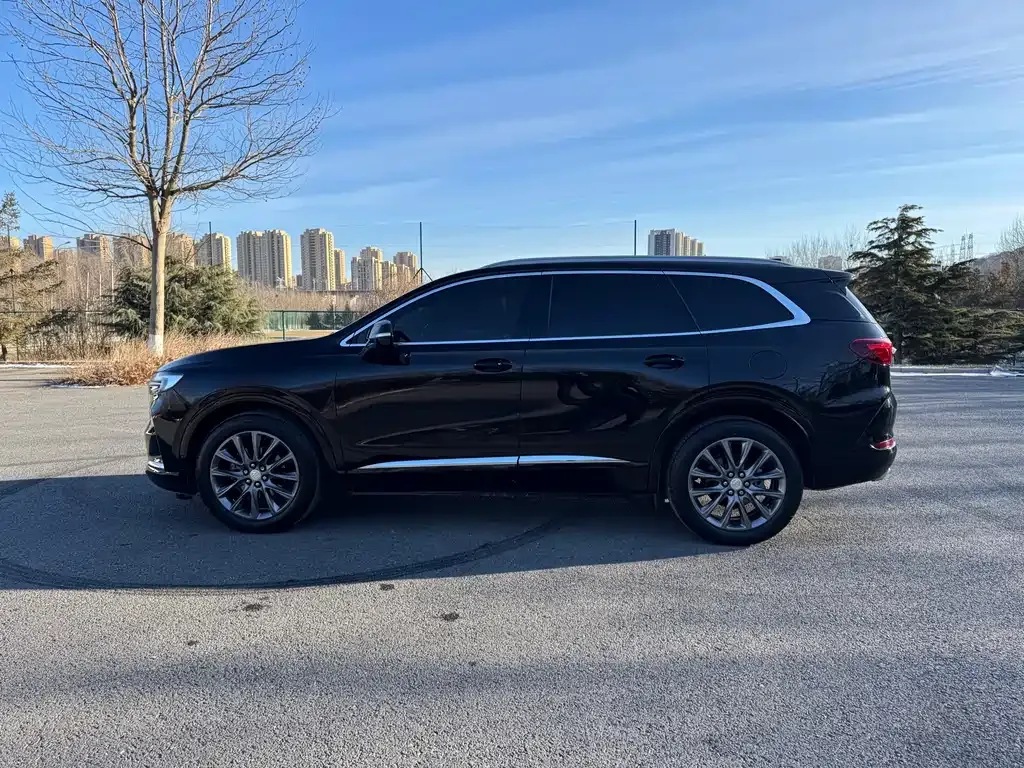 Buick Enclave — фото 8