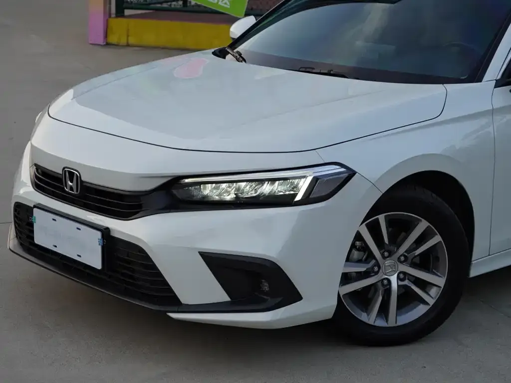 Honda Civic — фото 1