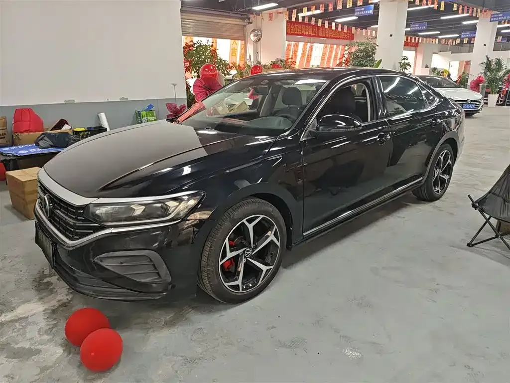 Volkswagen Passat — фото 2