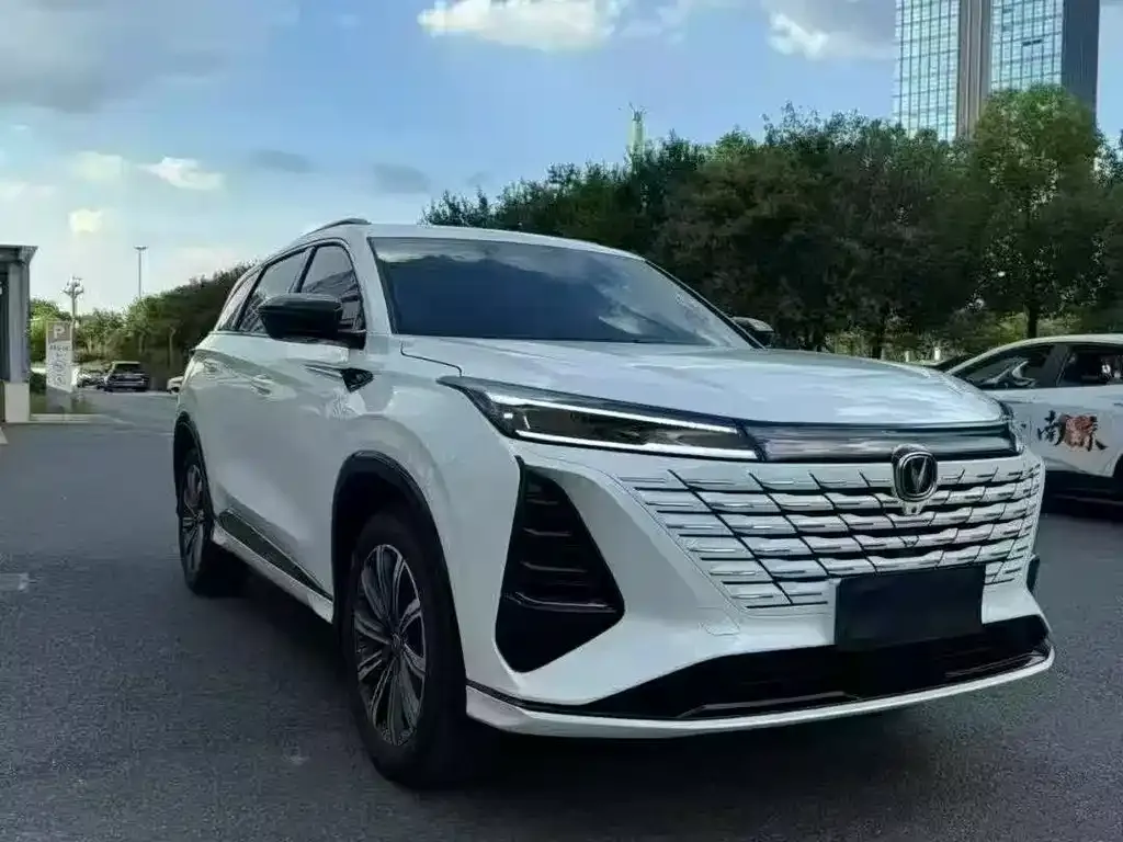 Changan CS75PLUS — фото 6