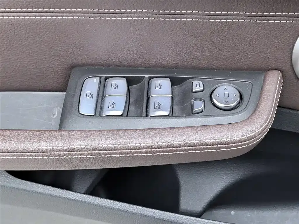 BMW 1 Series — фото 10