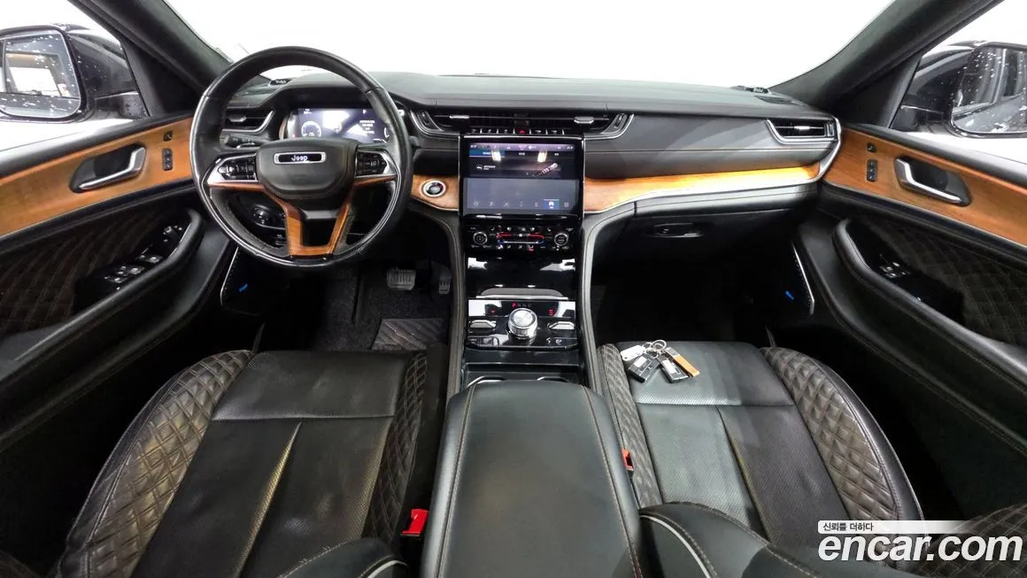 Jeep Cherokee — фото 7