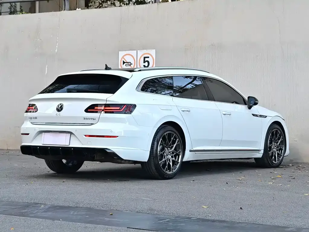 Volkswagen CC — фото 9