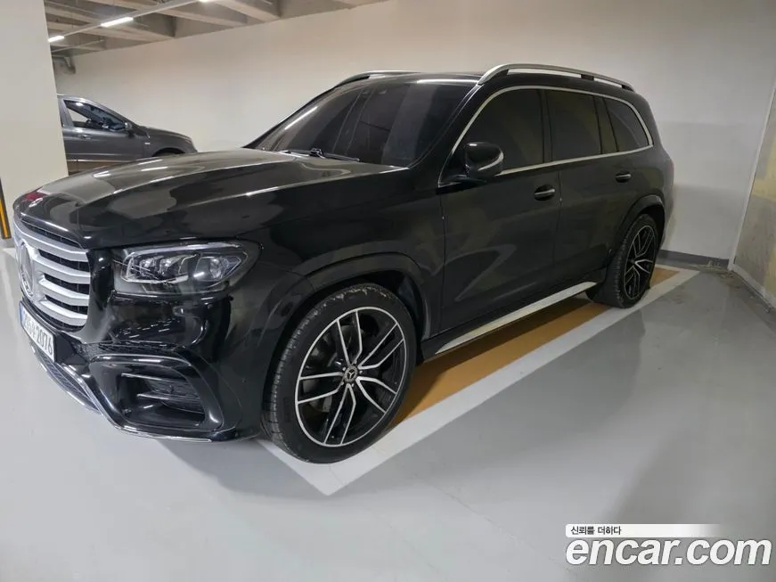 Mercedes-Benz GLS-Class — фото 9