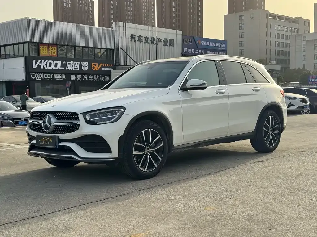 Mercedes-Benz GLC — фото 1