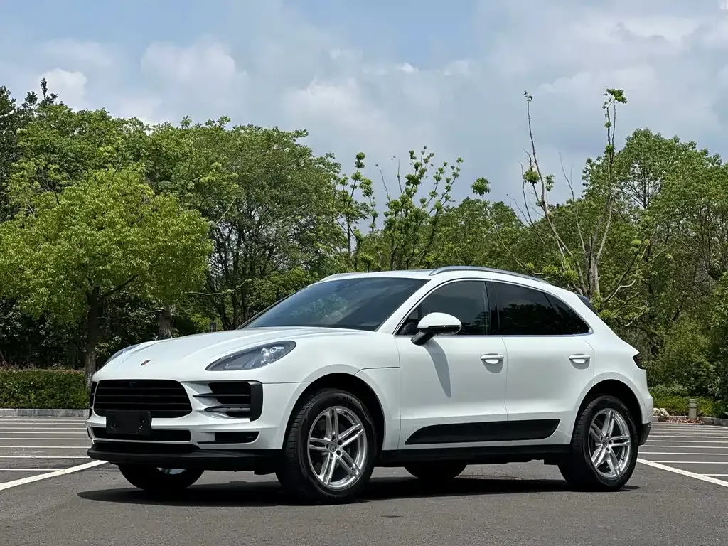 Porsche Macan — фото 1