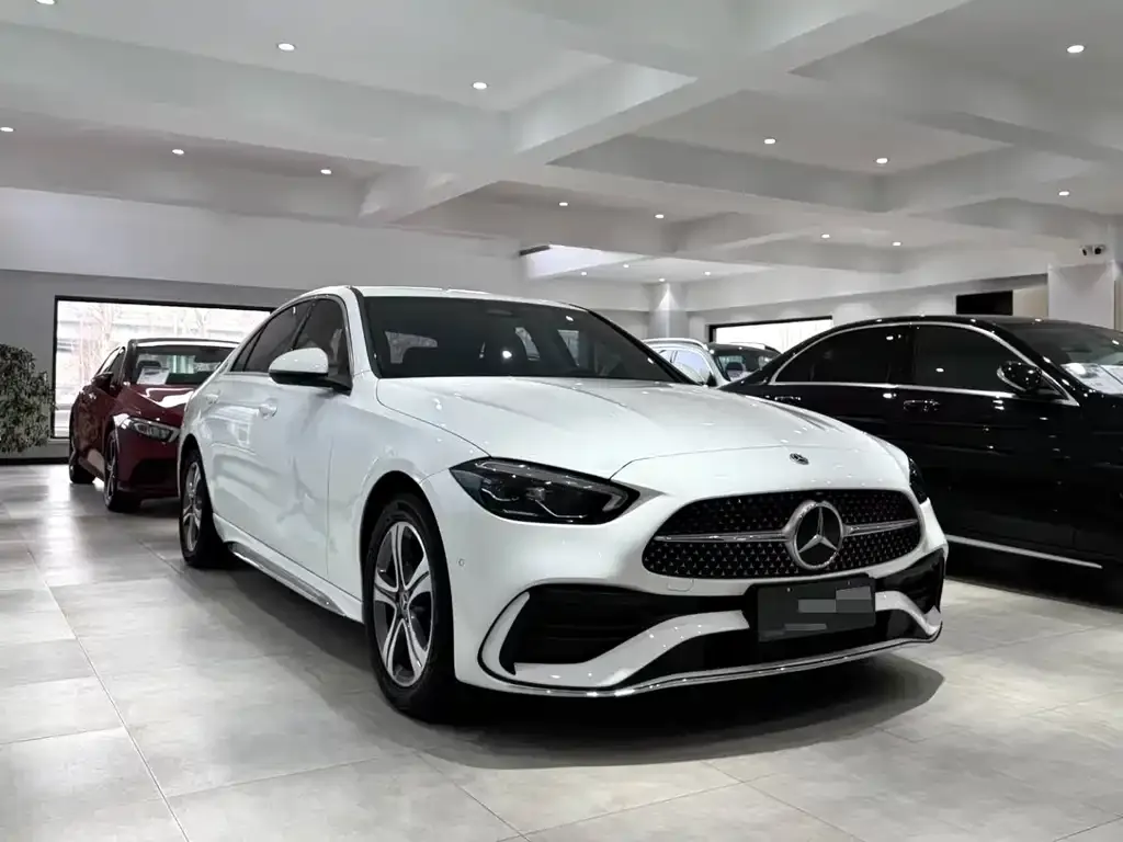 Mercedes-Benz C-Class — фото 8