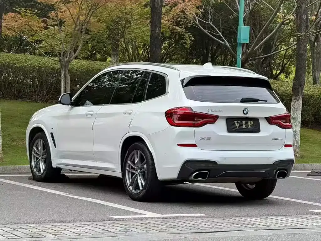 BMW X3 — фото 8