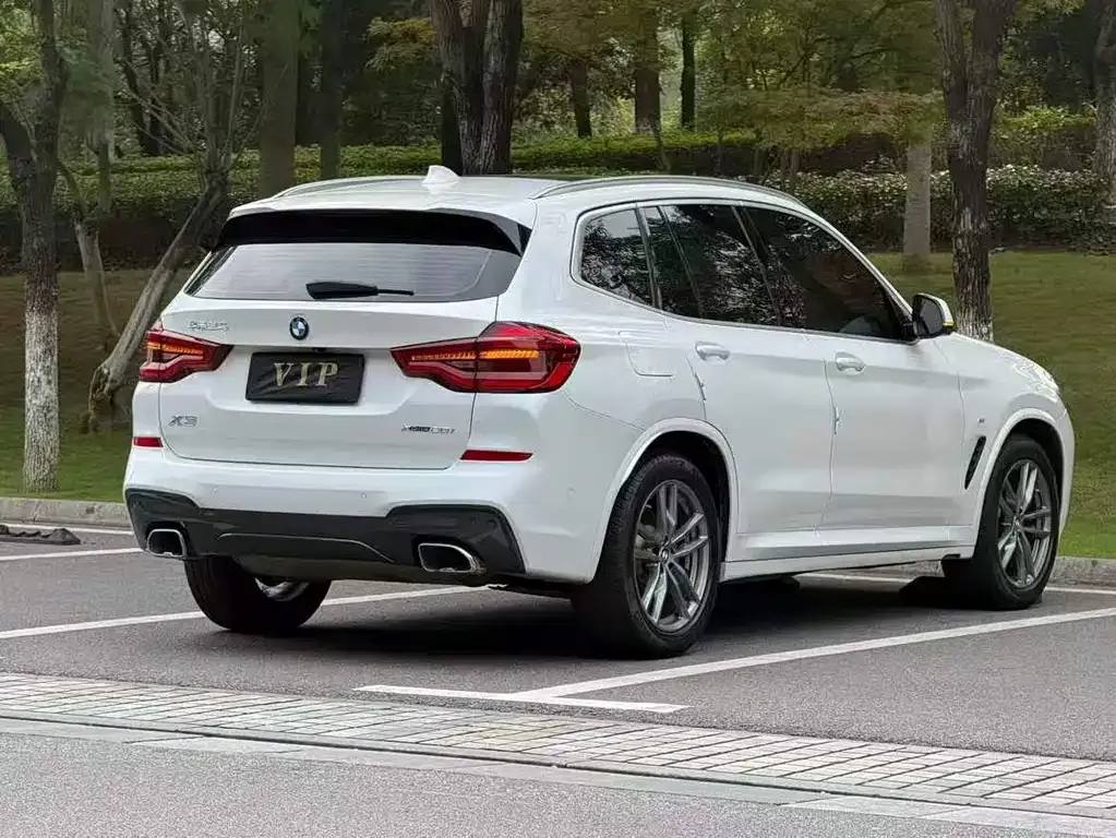 BMW X3 — фото 9
