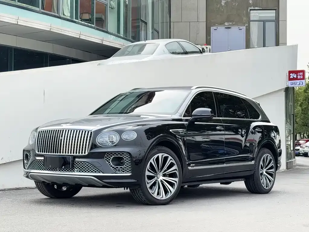 Bentley Bentayga — фото 1
