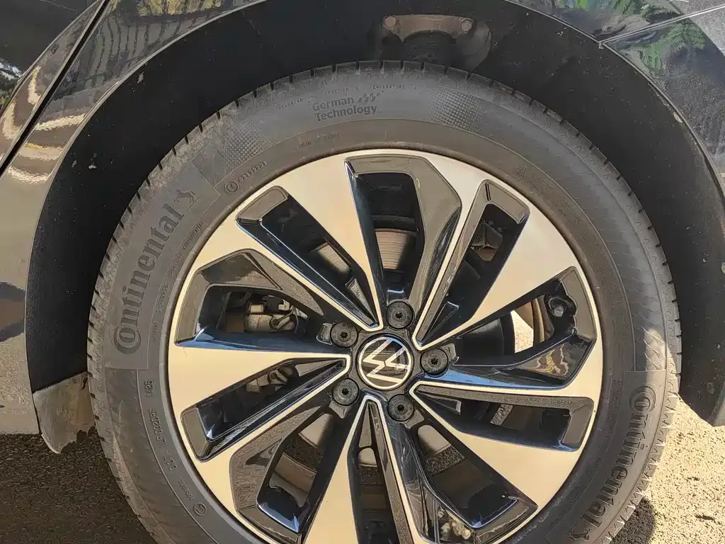 Volkswagen Passat — фото 8