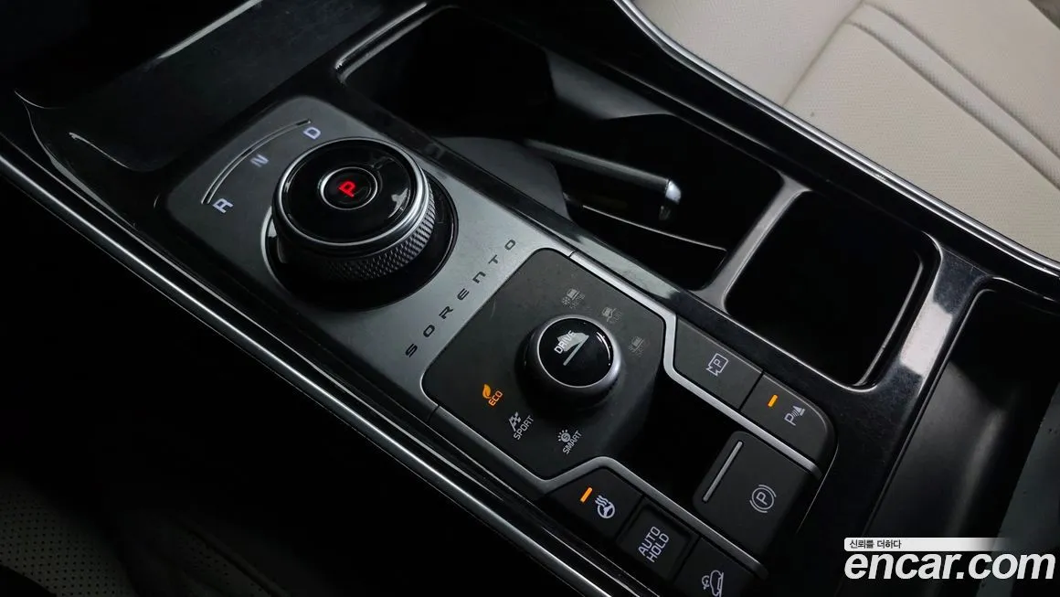Kia Sorento — фото 6