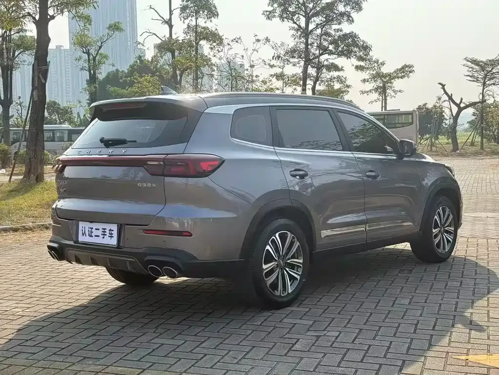 Chery Tiggo 8 — фото 10