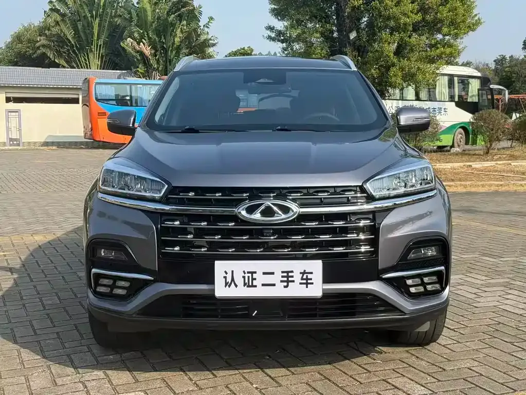 Chery Tiggo 8 — фото 2